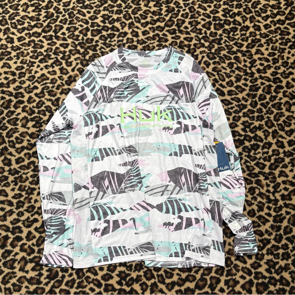 NWT HUK FISHING Tropicamo Pursuit long sleeve shirt